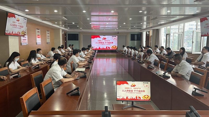 以下是一个学历提升全年计划表的示例：