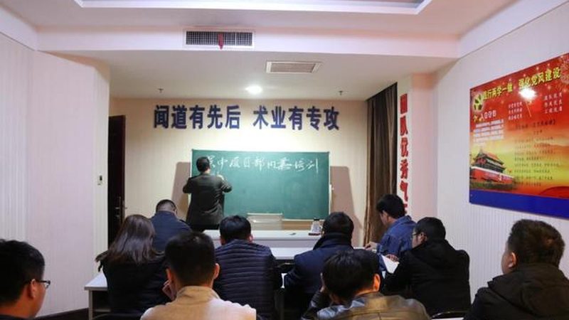 电工培训学校收费，贵不贵？揭秘背后的真相