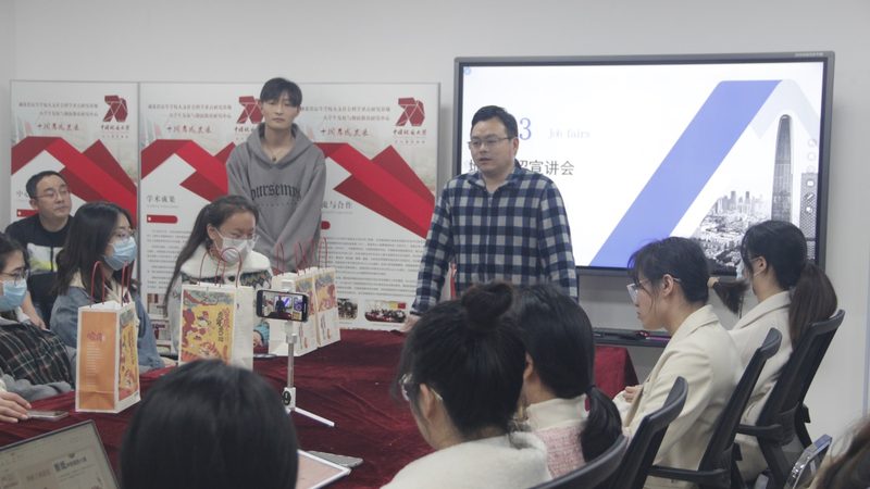 成功案例并非偶然，它们通常具备以下要素：