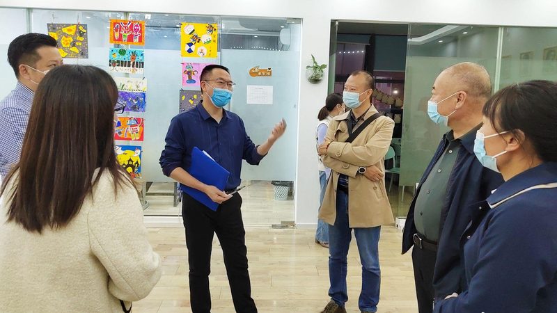 上海叉车证考试费用揭秘：费用构成与选择指南
