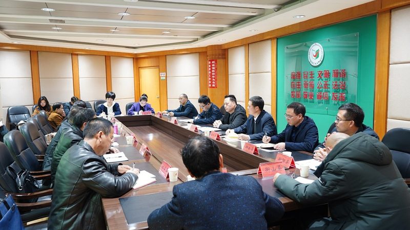 企业培训代理加盟，师资要求揭秘**